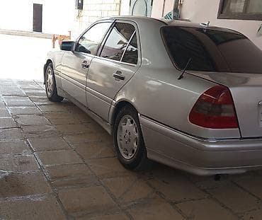 masin satis saytlari: Mercedes-Benz C 180: 1.8 l | 1994 il Sedan — 2