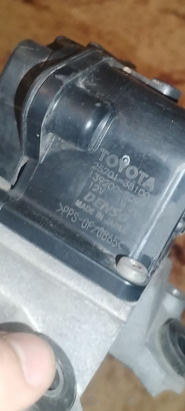 traktor yer qazan: Toyota vakuum nasosu (elektrik aktuator modulu ilə) - Brend: Denso - — 1