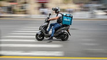 Sürücü-ekspeditorlar: Moto-kuryer tələb olunur, Ayda 2 dəfə ödəniş, Təcrübəsiz — 1
