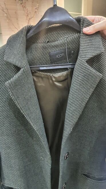 рынок дордой пальто: Teze kimidir. 250 manata alınmışdı. Haki yaşılıdır, uzundur, 38,40 — 2