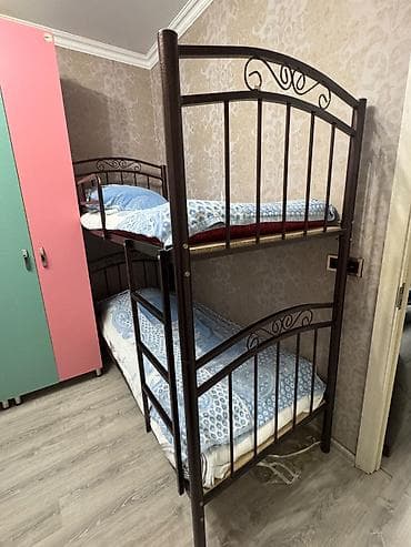 islenmis matras: Oğlan və qız üçün, İşlənmiş, Çarpayı, Matrassız, Siyirməsiz, Dəmir — 2