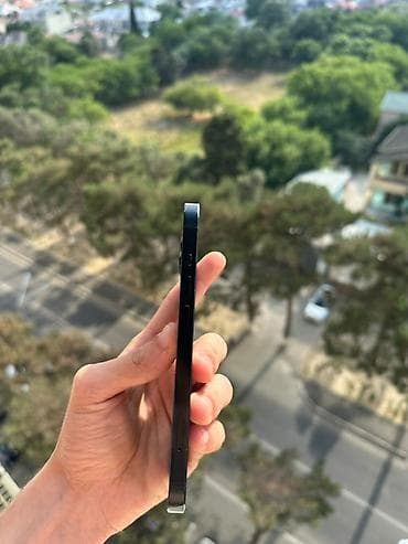IPhone 13, 128 GB, Qara, Face ID — 6