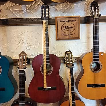 gitara simləri: Klassik gitara valencia vc204twr simlərin sayı: 6 üst:sitka spruce — 1