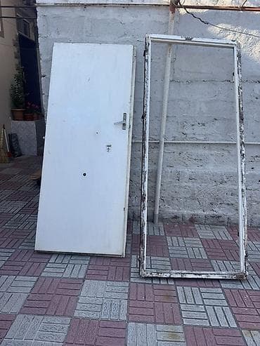 seyfi qapi: Metal qapı dəsti – qapı vərəqi və düzgün ölçülü dəmir qutu (çərçivə) — 1