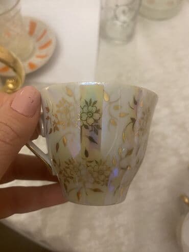 Fincanlar, rəng - Bej