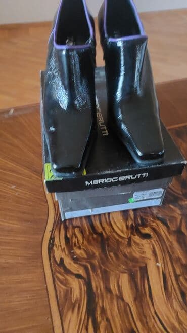 qiz ucun botlar: Ölçü: 37.5, rəng - Qara, Yeni — 1