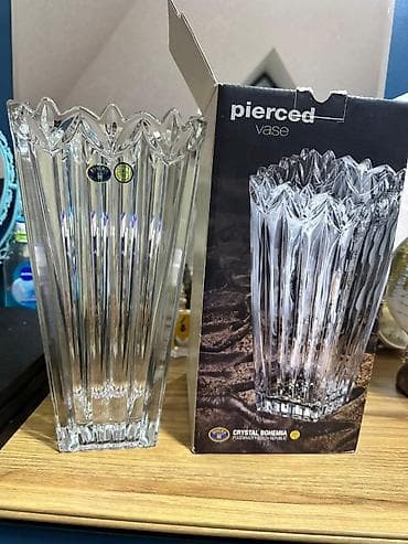 гул: Cutu 180 azn Crystal Bohemia Pierced Vase – Çexiya istehsalı orijinal — 1