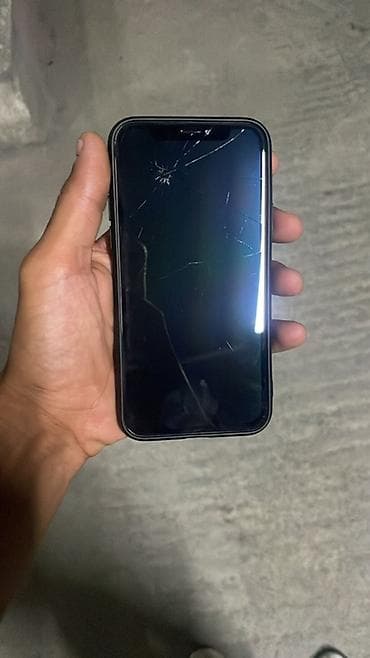 iphone 14 pro satilir: IPhone X, Qızılı, Qırıq — 3