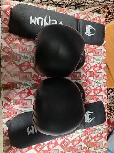 boks əlcəyi: Məhsul: Boks dəsti – əlcəklər + əl sarğıları - Marka: Venum (əl — 2