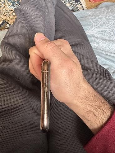 xiaomi redmi 9: IPhone 11 Pro Max, 256 GB, Matte Gold — 4