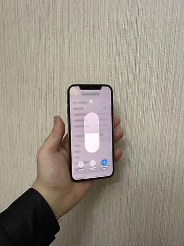 12 iphone: IPhone 12 Pro, 128 GB, Matte Gold, Simsiz şarj, Face ID — 4