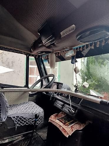 7 nəfərlik avtomobillər: Mercedes-Benz T1 (Bremer) mikroavtobus. maşın yaxşi vəziyətdədi barter — 7