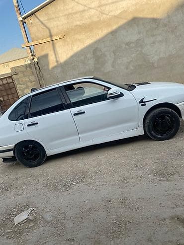 volkswagen polo v: Normal vezyetdedir satilir barterde var liboy masinla basim cixmir — 9