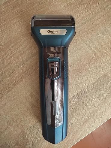 mp 3 player: Geemy GM-566 – 3‑ü 1‑də şaver və trimmer dəsti Xüsusiyyətlər: - 3 — 2