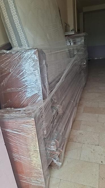 Klassik üslubda tam dəst taxta yataq otağı mebeli Tərkibi: - Geniş — 5