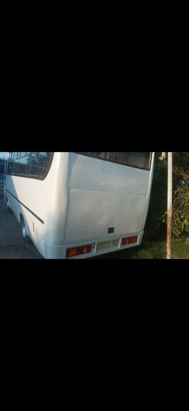 i̇şlənmiş təkərlər 16: Isuzu I-series: 2.9 l | 2000 il 2000 km — 3