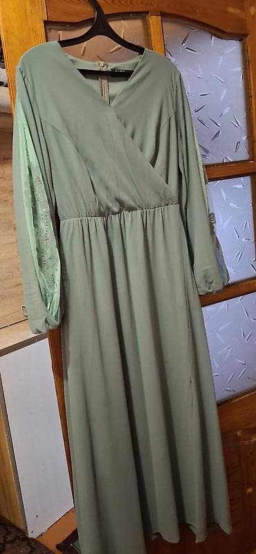 vecerni paltar: İki qadın geyimi dəsti 1) Qırmızı krujeva don - Rəng: al-qırmızı - — 2