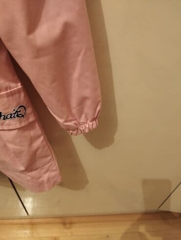 qiz ucun don: Uşaq üçün qız jaketi – açıq çəhrayı rəngdə, kapüşonlu. Xüsusiyyətlər — 3