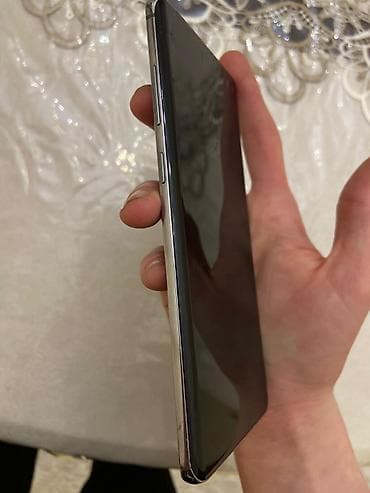 samsung a3 (2016): Samsung Galaxy S10 Plus, 128 GB, rəng - Qara, Barmaq izi — 4