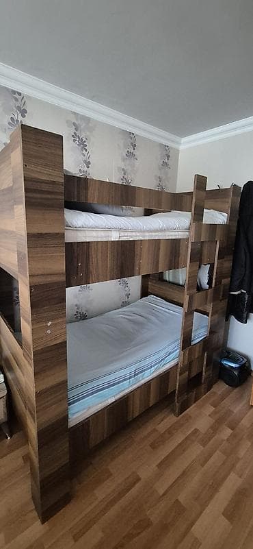 Oğlan və qız üçün, Çarpayı, Matras ilə, Siyirməsiz, Laminat