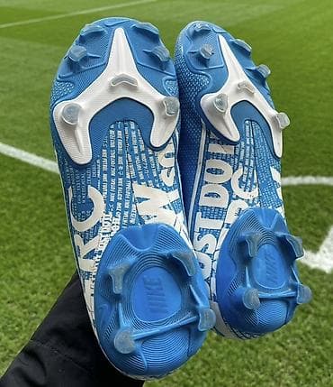 Səndəl və şəp-şüplər: Nike Mercurial Superfly krampon - Üst hissə: yüngül, sıx oturan — 3