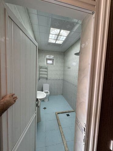 8 ci mikrorayon 3 otaqli evler: 2 mərtəbəli həyət evi - Geniş işıqlı otaqlar, yüksək tavanlar — 10