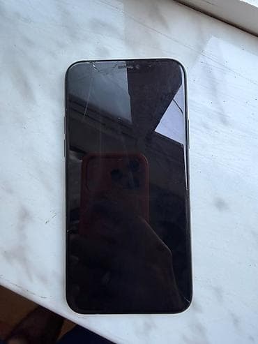 iphone 8s plus: IPhone 11 Pro, 64 GB, Matte Midnight Green, Qırıq — 3