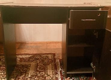 Ofis masaları: İşlənmiş, Dördbucaq masa — 2