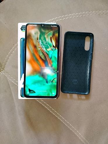 keyslər: Samsung Galaxy A70, 128 GB, rəng - Ağ, Barmaq izi — 4