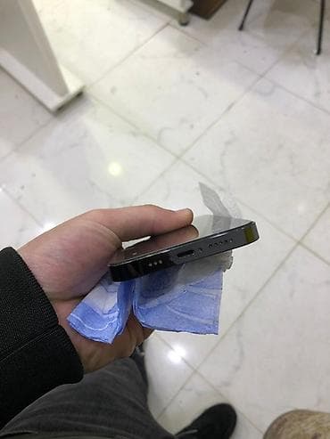 i 15 pods: IPhone 14 Pro, 256 GB, Qara — 5