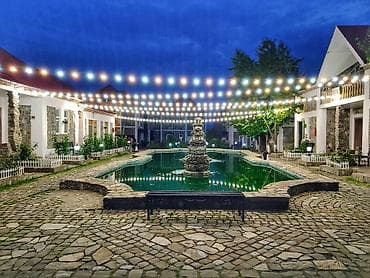 F Garden Holiday Village Sheki 2 nəfərlik otaq 70 Azn 3 nəfərlik otaq — 8