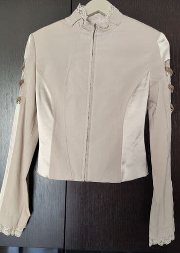 qadin ucun is elanlari: Gizia brendinin pencəyidir. Səliqəli geyinilib. Alan peşman olmaz — 1