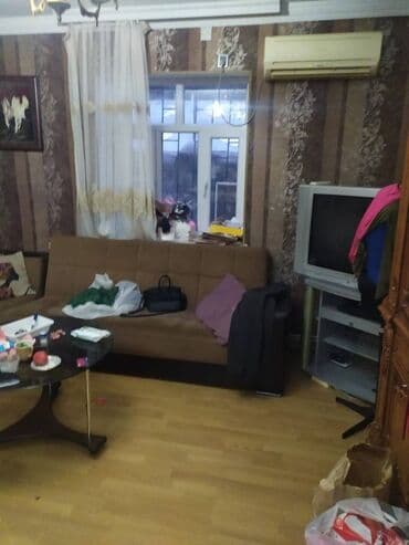 dukan arendaya verilir: Nizami metrosuna yaxın obyekt (dərzi cexi),sahəsi 80 kv/m olan, 2 — 6