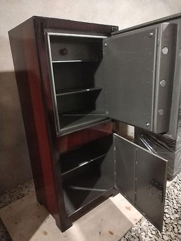 Moyka avadanlığı: Seyf ucuz. Seyf Türk zavod malı. Seyf silah saxlamaq üçün böyük — 10