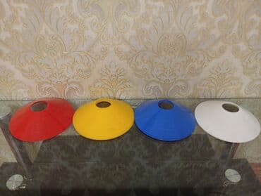 12 ədəddir hər rəngdən 3 ədəd