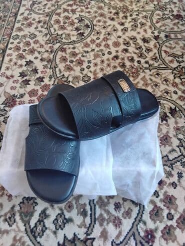 домашние тапочки новый: Новые. Стильные.Размер 41 — 5