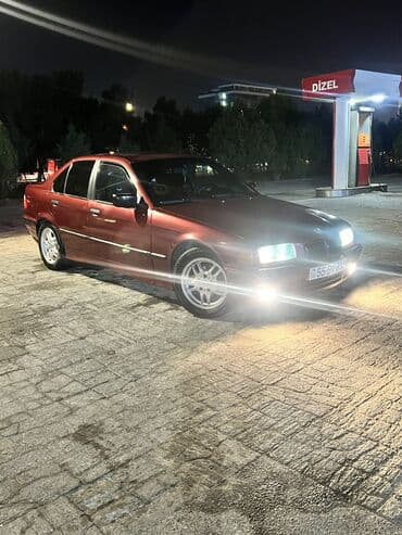 qadın maşınları qiyməti: BMW 3 series: 1.8 l | 1993 il Sedan — 5