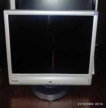 ses sitemi: Monitor Benq 17 inch işlək vəziyyətdə LCD Ekran Daxili ses sistemi — 1