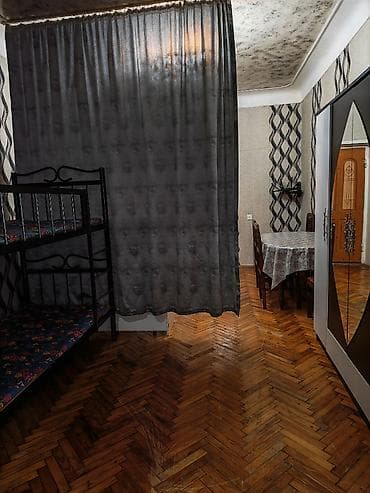шеки: Şəxsi evimdir tam əşyalı kirayə verirəm.Karvana bazara 3dəqiqəlik — 6