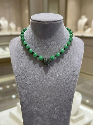 Çantalar: Boyunbağılar qara Aqat, Nefrit, Firüzə Cartier panter başı, təmiz əl — 4