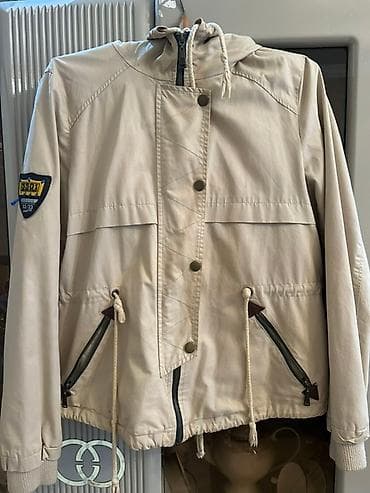 kurtka turkce: Gödəkçələrin hamısı 15 manata satılır, endirim edilər — 3