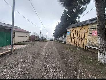Həyət evləri və villalar: Satılır: həyət evi və torpaq sahəsi 3.5 sot - Ümumi: həyətyanı sahəsi — 2