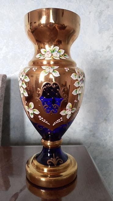 Bir vaza, Bogem şüşəsi