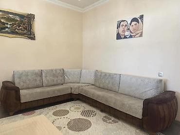 Диваны: Divan satılır 400 AZN Açılır, bazalıdır Üzərində üzlükləri var, amma — 1