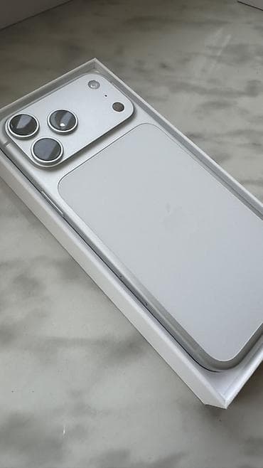 philips xenium 9@9z: IPhone 17 Pro Max, 256 GB, Gümüşü — 3