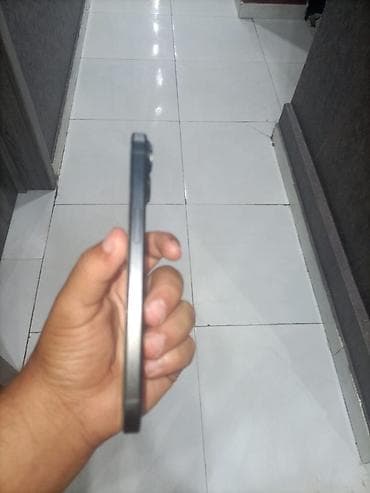 iphone 8s plus: IPhone 15, 128 GB, Qara, Face ID — 2