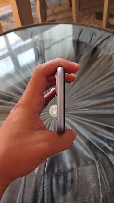 asus notbuku 552 cl: IPhone 11, Göy, Face ID — 5