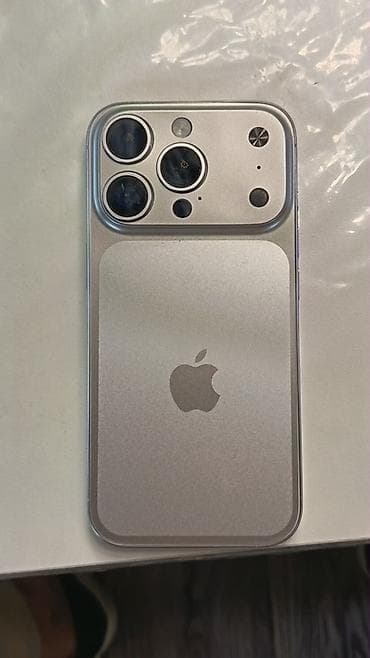 dark souls disk: IPhone 16 Pro, Gümüşü, Face ID, Simsiz şarj — 1