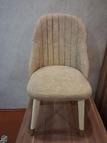 Столы: Təsvir: - Yumşaq parça ilə üzlənmiş, bej rəngli rahat oturacaq və — 2