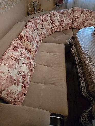 divan islenmis: İşlənmiş, Künc divan, Divan — 2